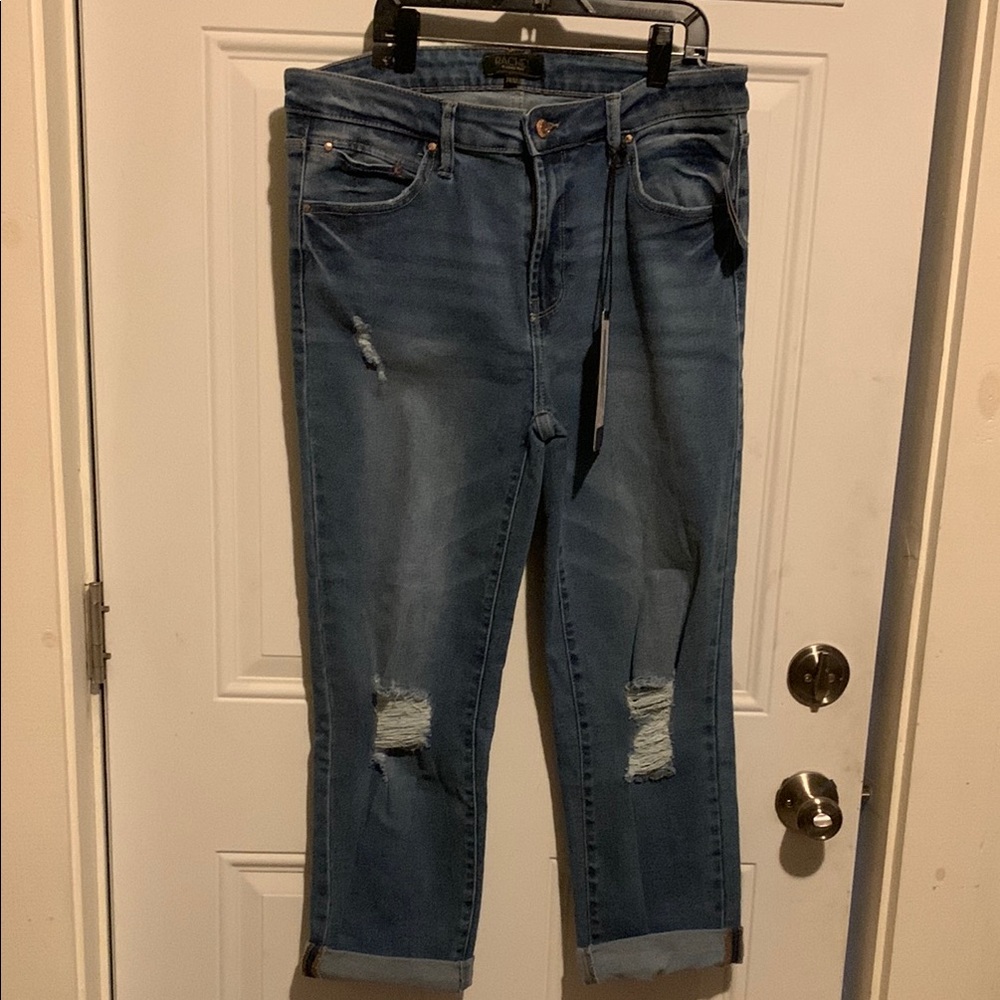 NWT Rachel Roy WMS med  Blue Ankle Cropped Jeans with Distressed Details